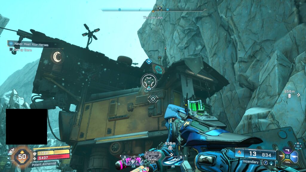 grabble to the house's roof